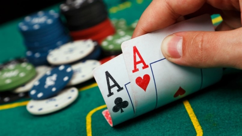 Cách chơi Mot88 Poker ăn tiền dành cho người mới
